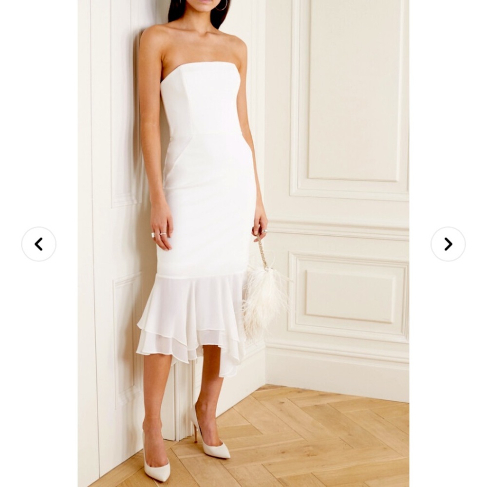 Halston size 2 white crepe dress with tulle